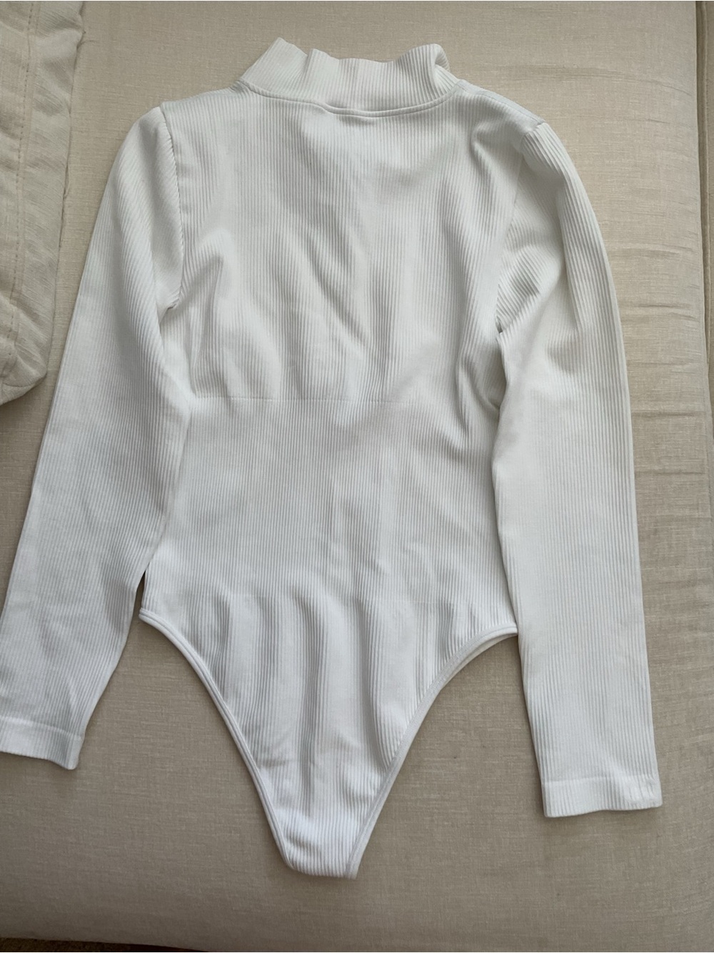 White Ribbed Long-Sleeve Zip Front Bodysuit - Picture 4 of 6